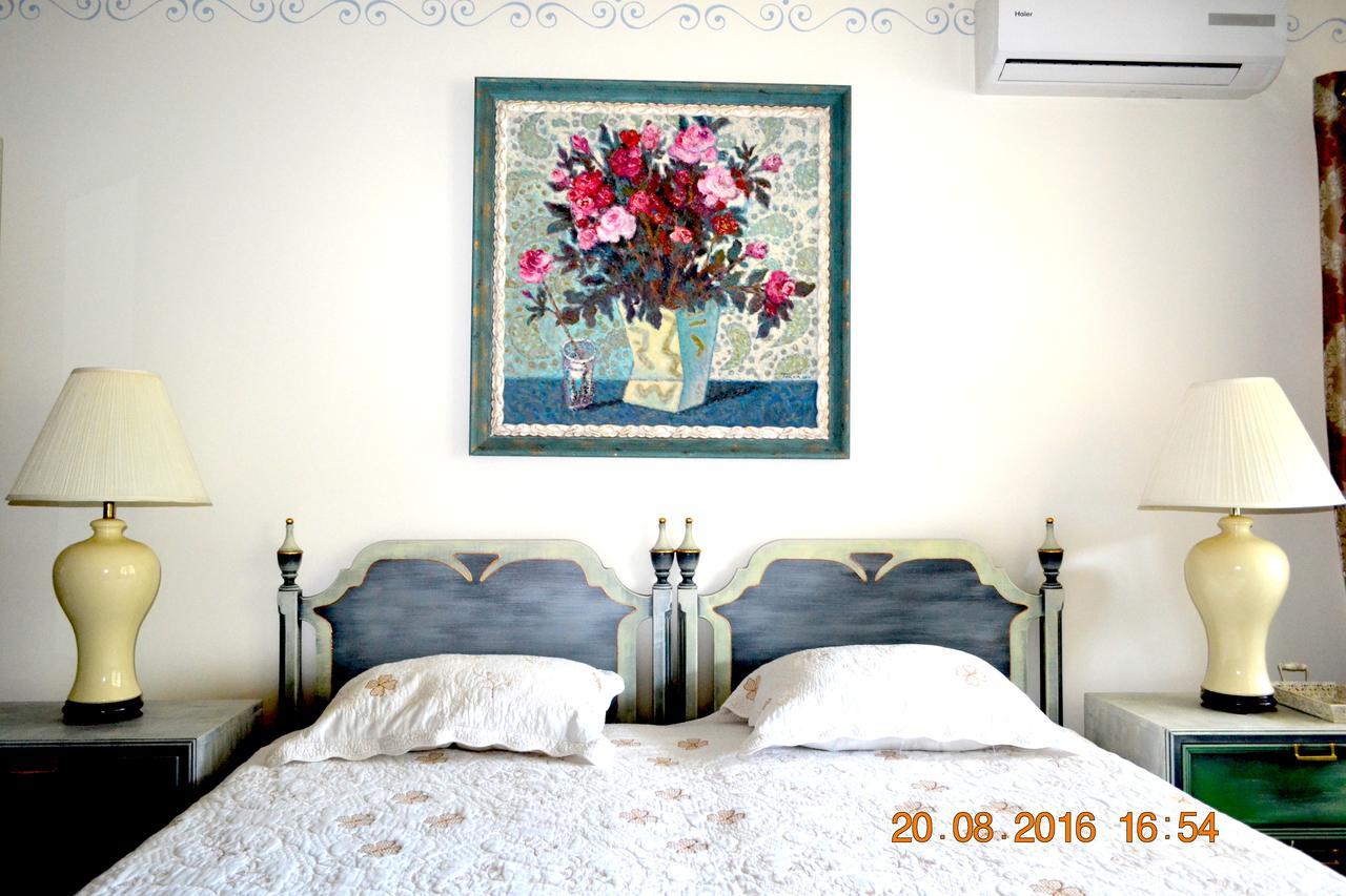 Bed and Breakfast Resedinta Rotundu Butuceny Экстерьер фото