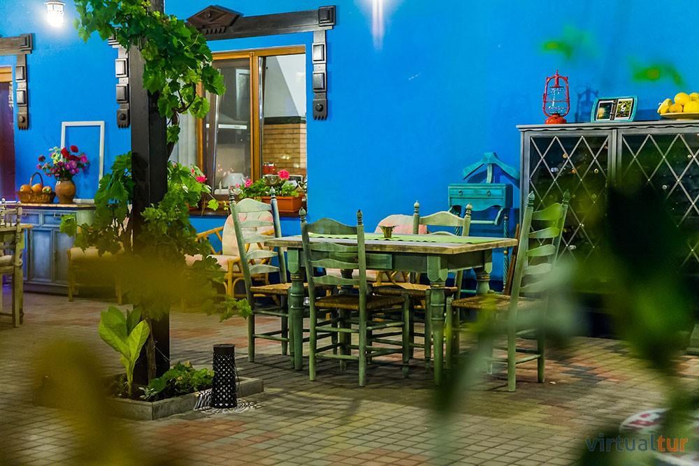 Bed and Breakfast Resedinta Rotundu Butuceny Экстерьер фото