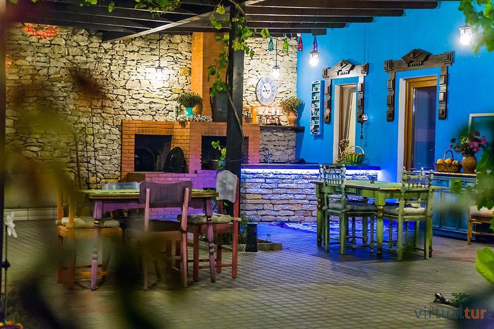 Bed and Breakfast Resedinta Rotundu Butuceny Экстерьер фото